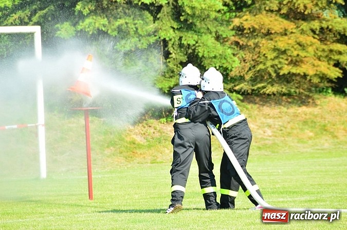 Zdjęcie w galerii na portalu naszraciborz.pl: Strzybnik, Brzeźnica, Gamów i Sławików najlepsze w poszczególnych grupach na gminnych zawodach strażackich wiadomości z regionu