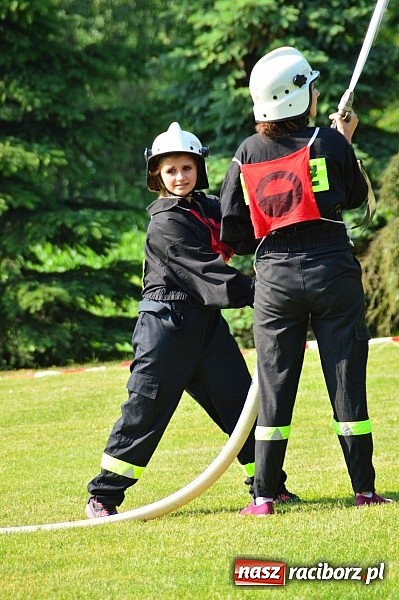 Zdjęcie w galerii na portalu naszraciborz.pl: Strzybnik, Brzeźnica, Gamów i Sławików najlepsze w poszczególnych grupach na gminnych zawodach strażackich wiadomości z regionu