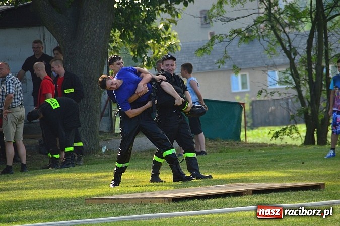 Zdjęcie w galerii na portalu naszraciborz.pl: Strzybnik, Brzeźnica, Gamów i Sławików najlepsze w poszczególnych grupach na gminnych zawodach strażackich wiadomości z regionu