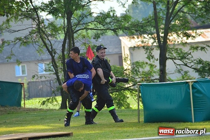 Zdjęcie w galerii na portalu naszraciborz.pl: Strzybnik, Brzeźnica, Gamów i Sławików najlepsze w poszczególnych grupach na gminnych zawodach strażackich wiadomości z regionu
