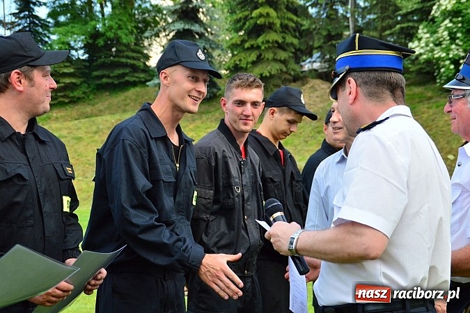 Zdjęcie w galerii na portalu naszraciborz.pl: Strzybnik, Brzeźnica, Gamów i Sławików najlepsze w poszczególnych grupach na gminnych zawodach strażackich wiadomości z regionu