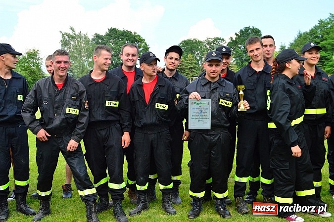 Zdjęcie w galerii na portalu naszraciborz.pl: Strzybnik, Brzeźnica, Gamów i Sławików najlepsze w poszczególnych grupach na gminnych zawodach strażackich wiadomości z regionu