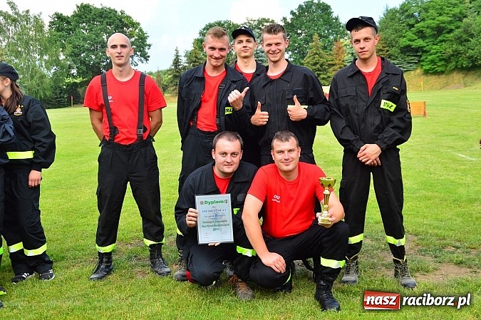 Zdjęcie w galerii na portalu naszraciborz.pl: Strzybnik, Brzeźnica, Gamów i Sławików najlepsze w poszczególnych grupach na gminnych zawodach strażackich wiadomości z regionu