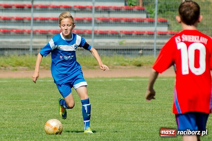 Zdjęcie w galerii na portalu naszraciborz.pl: Młodziki Unii bezlitosne dla Świerklan. Awans dla raciborzan! wiadomości z regionu