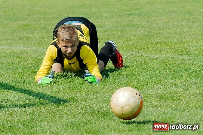 Zdjęcie w galerii na portalu naszraciborz.pl: Młodziki Unii bezlitosne dla Świerklan. Awans dla raciborzan! wiadomości z regionu