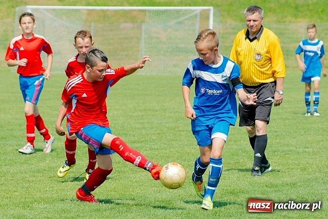 Zdjęcie w galerii na portalu naszraciborz.pl: Młodziki Unii bezlitosne dla Świerklan. Awans dla raciborzan! wiadomości z regionu