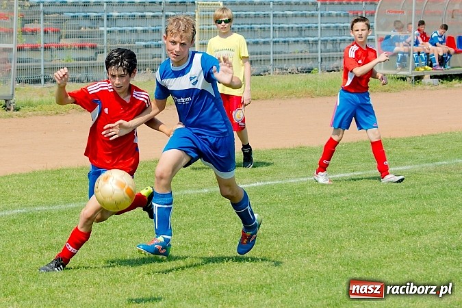 Zdjęcie w galerii na portalu naszraciborz.pl: Młodziki Unii bezlitosne dla Świerklan. Awans dla raciborzan! wiadomości z regionu