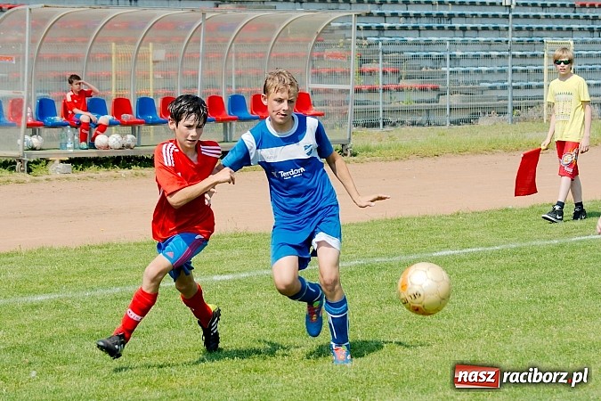 Zdjęcie w galerii na portalu naszraciborz.pl: Młodziki Unii bezlitosne dla Świerklan. Awans dla raciborzan! wiadomości z regionu