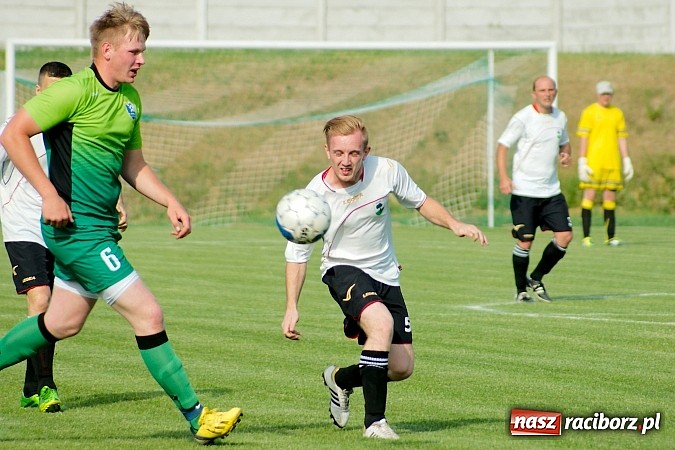 Zdjęcie w galerii na portalu naszraciborz.pl: Dziewięć goli w Bukowie. Gamów żegna się z A klasą! wiadomości z regionu