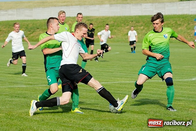 Zdjęcie w galerii na portalu naszraciborz.pl: Dziewięć goli w Bukowie. Gamów żegna się z A klasą! wiadomości z regionu