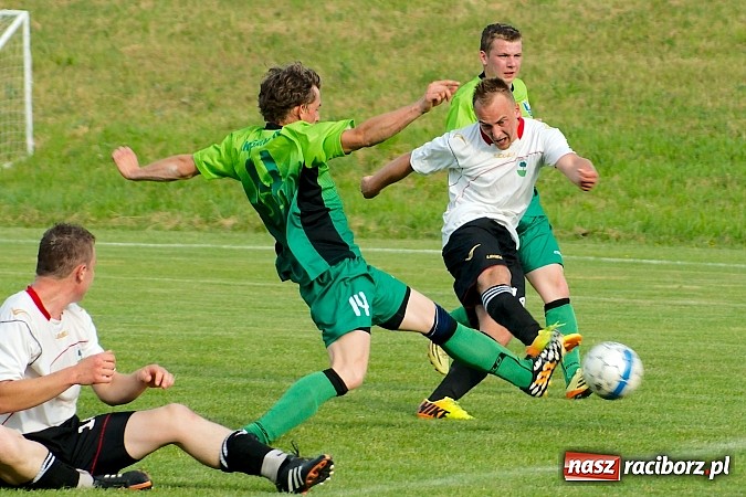 Zdjęcie w galerii na portalu naszraciborz.pl: Dziewięć goli w Bukowie. Gamów żegna się z A klasą! wiadomości z regionu
