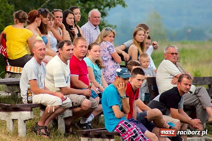 Zdjęcie w galerii na portalu naszraciborz.pl: Dziewięć goli w Bukowie. Gamów żegna się z A klasą! wiadomości z regionu