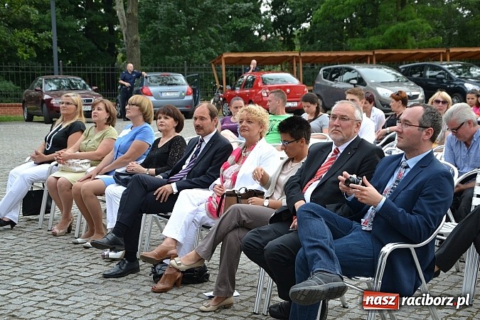 Zdjęcie w galerii na portalu naszraciborz.pl: IV Festiwal Piosenki Europejskiej – Racibórz 2015 za nami  wiadomości z regionu