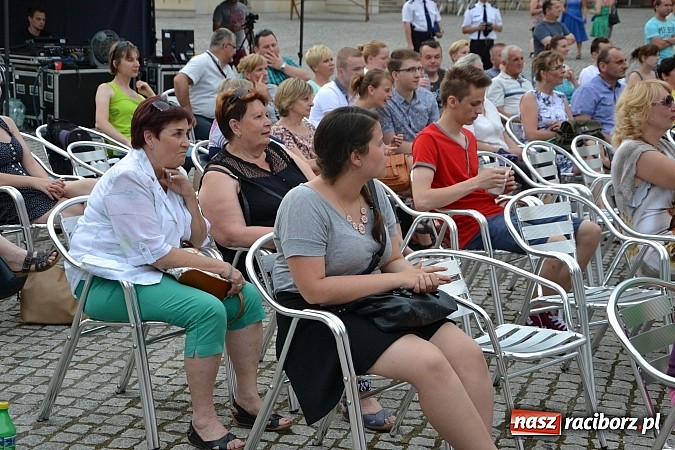 Zdjęcie w galerii na portalu naszraciborz.pl: IV Festiwal Piosenki Europejskiej – Racibórz 2015 za nami  wiadomości z regionu
