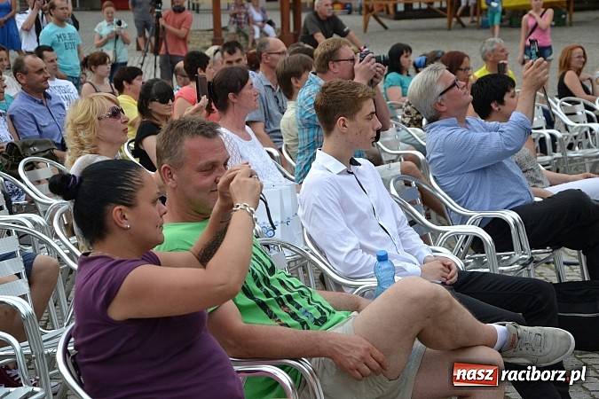 Zdjęcie w galerii na portalu naszraciborz.pl: IV Festiwal Piosenki Europejskiej – Racibórz 2015 za nami  wiadomości z regionu