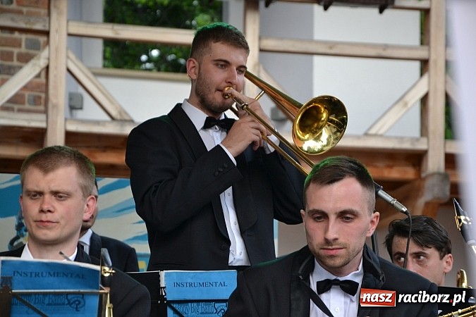 Zdjęcie w galerii na portalu naszraciborz.pl: IV Festiwal Piosenki Europejskiej – Racibórz 2015 za nami  wiadomości z regionu