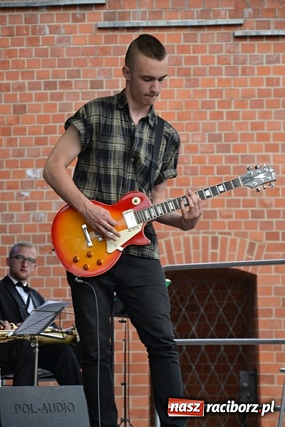 Zdjęcie w galerii na portalu naszraciborz.pl: IV Festiwal Piosenki Europejskiej – Racibórz 2015 za nami  wiadomości z regionu