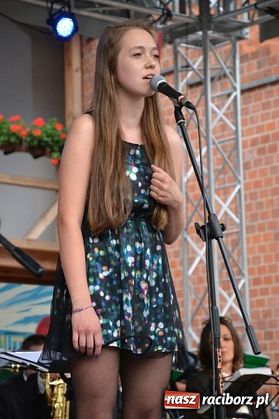 Zdjęcie w galerii na portalu naszraciborz.pl: IV Festiwal Piosenki Europejskiej – Racibórz 2015 za nami  wiadomości z regionu
