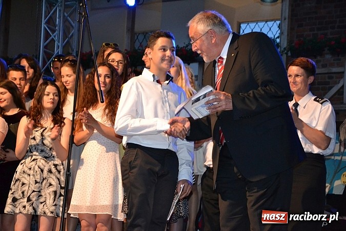 Zdjęcie w galerii na portalu naszraciborz.pl: IV Festiwal Piosenki Europejskiej – Racibórz 2015 za nami  wiadomości z regionu