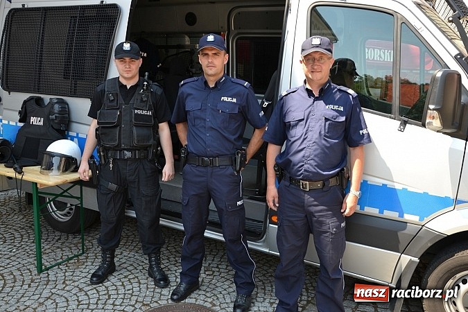 Zdjęcie w galerii na portalu naszraciborz.pl: IV Festiwal Piosenki Europejskiej – Racibórz 2015 za nami  wiadomości z regionu