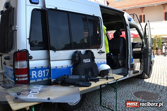 Zdjęcie w galerii na portalu naszraciborz.pl: IV Festiwal Piosenki Europejskiej – Racibórz 2015 za nami  wiadomości z regionu