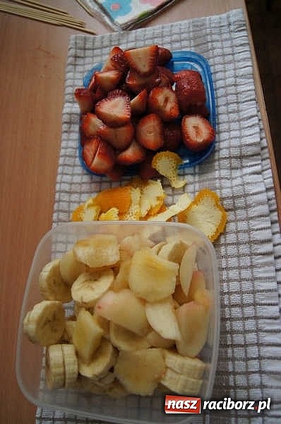 Zdjęcie w galerii na portalu naszraciborz.pl: Święto jabłka w SP-4 wiadomości z regionu