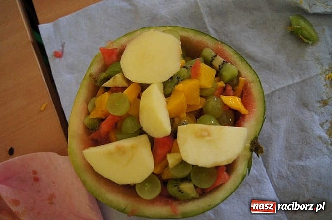 Zdjęcie w galerii na portalu naszraciborz.pl: Święto jabłka w SP-4 wiadomości z regionu