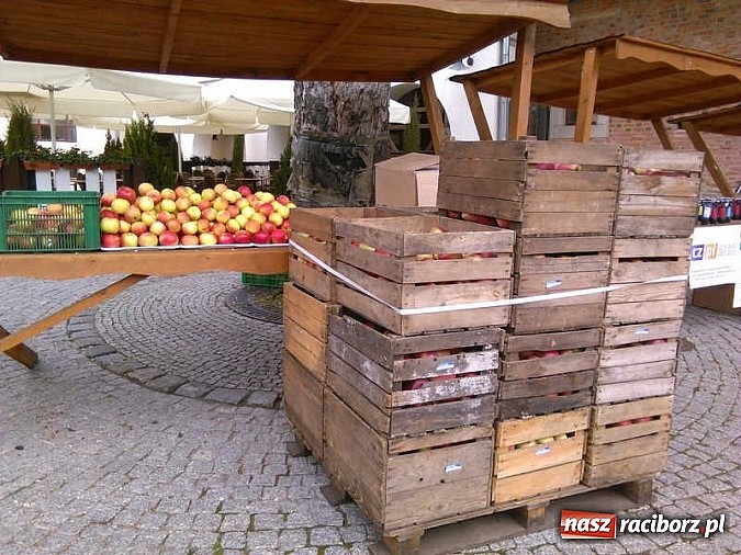 Zdjęcie w galerii na portalu naszraciborz.pl: Święto jabłka w SP-4 wiadomości z regionu