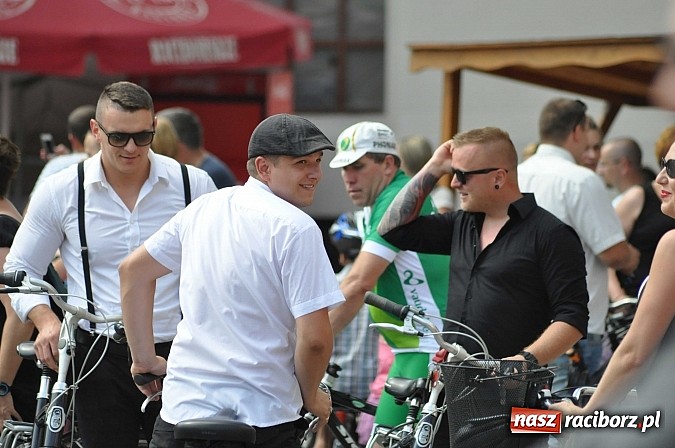 Zdjęcie w galerii na portalu naszraciborz.pl: Połączmy to elegancko, czyli 7. Raciborska Masa Krytyczna z rekordem wiadomości z regionu