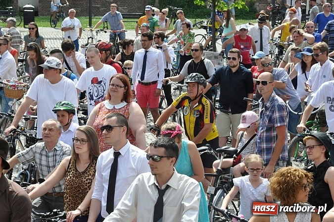 Zdjęcie w galerii na portalu naszraciborz.pl: Połączmy to elegancko, czyli 7. Raciborska Masa Krytyczna z rekordem wiadomości z regionu