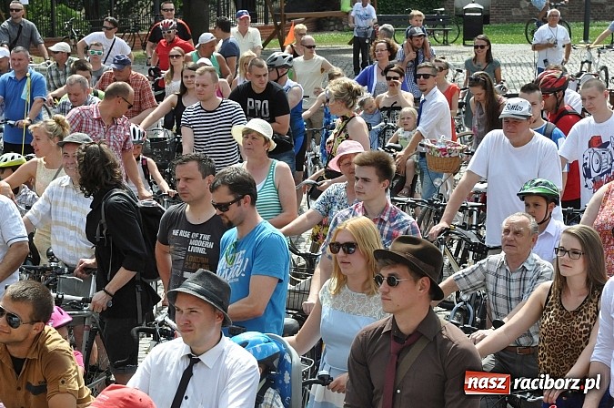 Zdjęcie w galerii na portalu naszraciborz.pl: Połączmy to elegancko, czyli 7. Raciborska Masa Krytyczna z rekordem wiadomości z regionu