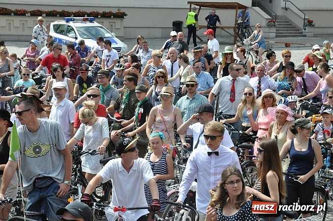 Zdjęcie w galerii na portalu naszraciborz.pl: Połączmy to elegancko, czyli 7. Raciborska Masa Krytyczna z rekordem wiadomości z regionu