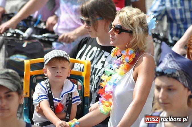 Zdjęcie w galerii na portalu naszraciborz.pl: Połączmy to elegancko, czyli 7. Raciborska Masa Krytyczna z rekordem wiadomości z regionu