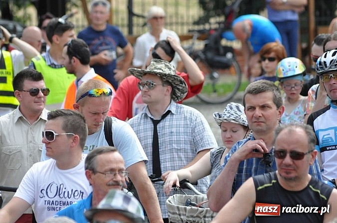 Zdjęcie w galerii na portalu naszraciborz.pl: Połączmy to elegancko, czyli 7. Raciborska Masa Krytyczna z rekordem wiadomości z regionu