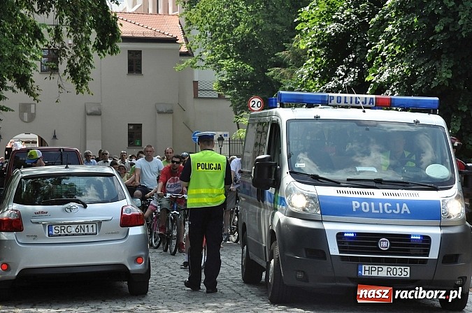 Zdjęcie w galerii na portalu naszraciborz.pl: Połączmy to elegancko, czyli 7. Raciborska Masa Krytyczna z rekordem wiadomości z regionu