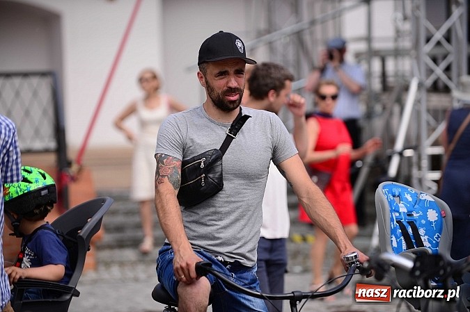 Zdjęcie w galerii na portalu naszraciborz.pl: 7. Raciborska Rowerowa Masa Krytyczna - znajdź się na zdjęciach studia FotoPerla.eu wiadomości z regionu