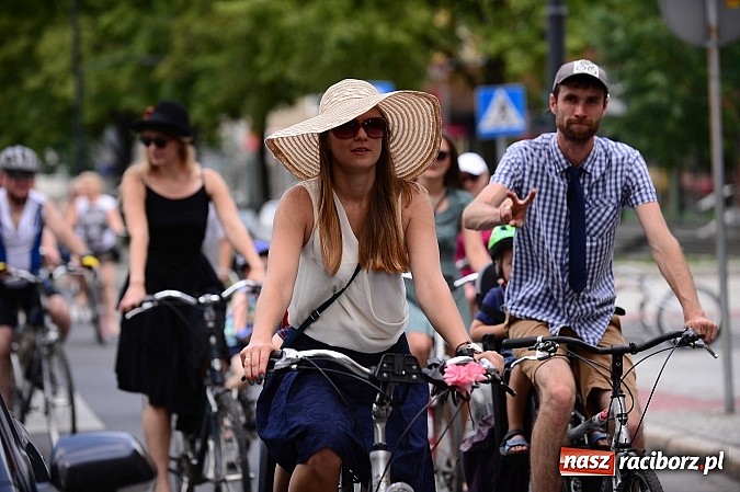 Zdjęcie w galerii na portalu naszraciborz.pl: 7. Raciborska Rowerowa Masa Krytyczna - znajdź się na zdjęciach studia FotoPerla.eu wiadomości z regionu