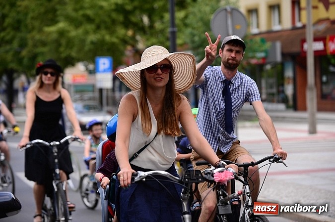 Zdjęcie w galerii na portalu naszraciborz.pl: 7. Raciborska Rowerowa Masa Krytyczna - znajdź się na zdjęciach studia FotoPerla.eu wiadomości z regionu