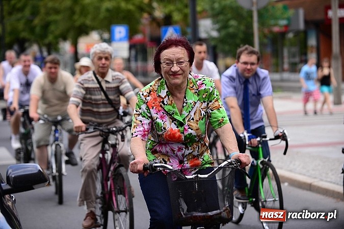 Zdjęcie w galerii na portalu naszraciborz.pl: 7. Raciborska Rowerowa Masa Krytyczna - znajdź się na zdjęciach studia FotoPerla.eu wiadomości z regionu