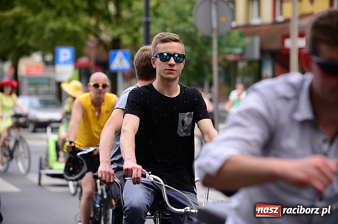 Zdjęcie w galerii na portalu naszraciborz.pl: 7. Raciborska Rowerowa Masa Krytyczna - znajdź się na zdjęciach studia FotoPerla.eu wiadomości z regionu