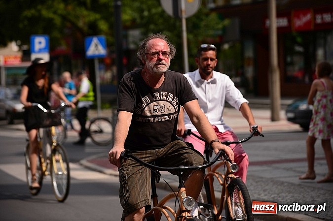 Zdjęcie w galerii na portalu naszraciborz.pl: 7. Raciborska Rowerowa Masa Krytyczna - znajdź się na zdjęciach studia FotoPerla.eu wiadomości z regionu