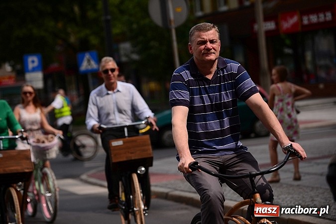 Zdjęcie w galerii na portalu naszraciborz.pl: 7. Raciborska Rowerowa Masa Krytyczna - znajdź się na zdjęciach studia FotoPerla.eu wiadomości z regionu