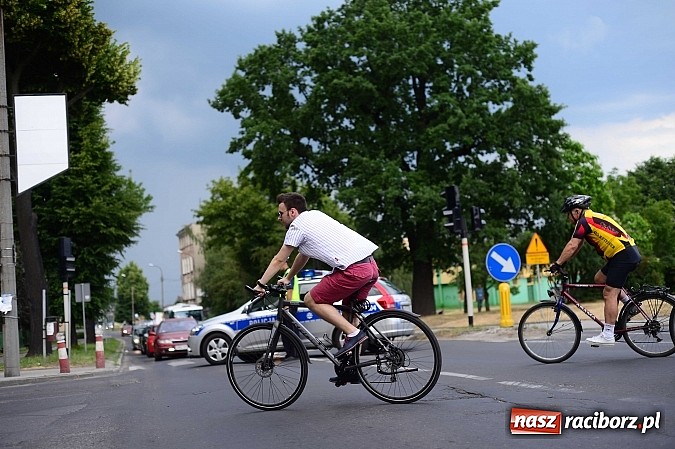 Zdjęcie w galerii na portalu naszraciborz.pl: 7. Raciborska Rowerowa Masa Krytyczna - znajdź się na zdjęciach studia FotoPerla.eu wiadomości z regionu