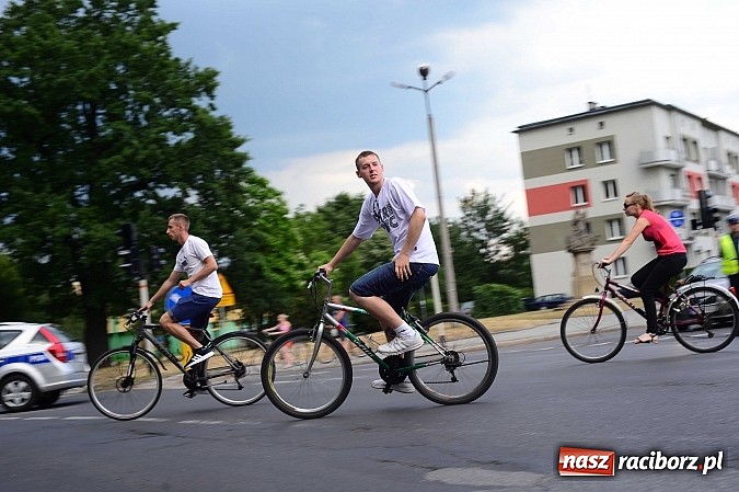 Zdjęcie w galerii na portalu naszraciborz.pl: 7. Raciborska Rowerowa Masa Krytyczna - znajdź się na zdjęciach studia FotoPerla.eu wiadomości z regionu