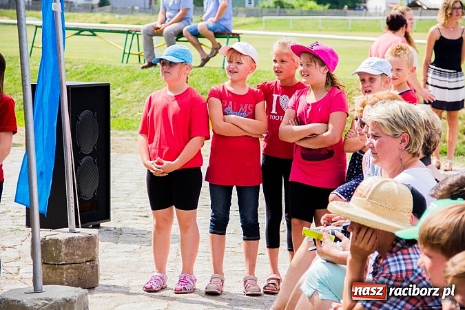 Zdjęcie w galerii na portalu naszraciborz.pl: Wilk i siedem koźlątek na festynie rodzinnym w Studziennej wiadomości z regionu