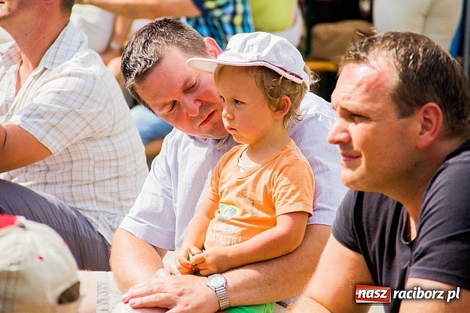 Zdjęcie w galerii na portalu naszraciborz.pl: Wilk i siedem koźlątek na festynie rodzinnym w Studziennej wiadomości z regionu