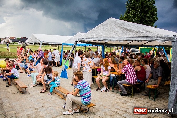 Zdjęcie w galerii na portalu naszraciborz.pl: Wilk i siedem koźlątek na festynie rodzinnym w Studziennej wiadomości z regionu