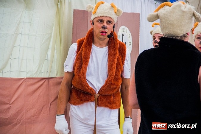 Zdjęcie w galerii na portalu naszraciborz.pl: Wilk i siedem koźlątek na festynie rodzinnym w Studziennej wiadomości z regionu