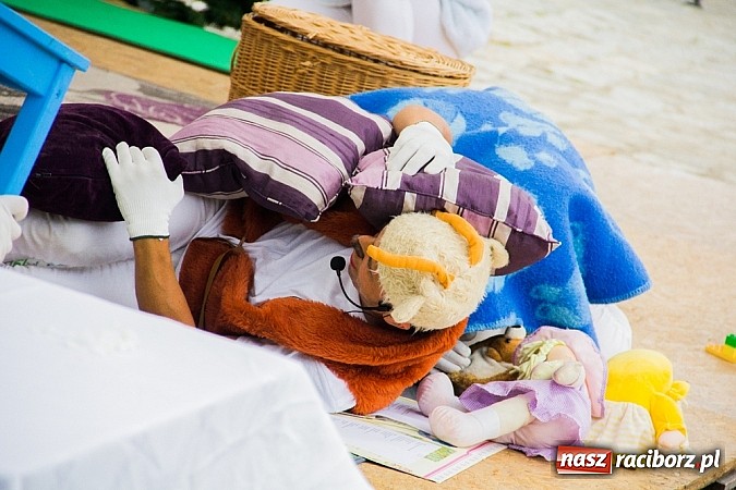 Zdjęcie w galerii na portalu naszraciborz.pl: Wilk i siedem koźlątek na festynie rodzinnym w Studziennej wiadomości z regionu