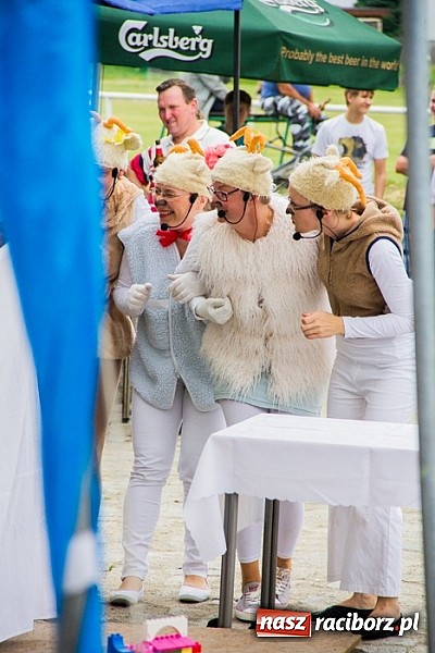 Zdjęcie w galerii na portalu naszraciborz.pl: Wilk i siedem koźlątek na festynie rodzinnym w Studziennej wiadomości z regionu